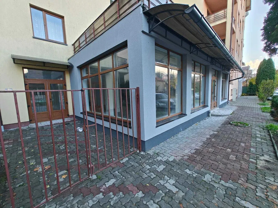 Spatiu  comercial 180 mp Zona scoli Generala 5 (posbilitate preluare chirias)