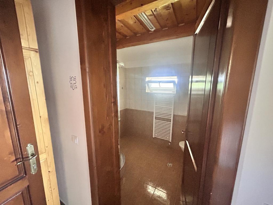 Cabana  loc. Stramba P+1E+ M , 450 mp posibiltate plata Rate