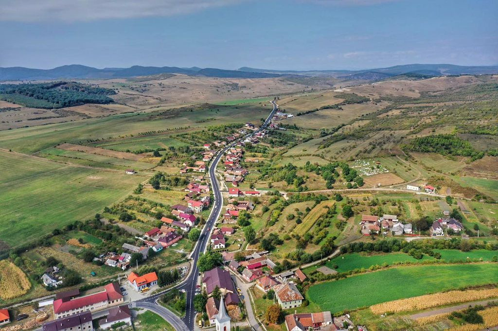 Spatiu comercial de inchiriat ultracentral Budacu de Jos -350 mp-  