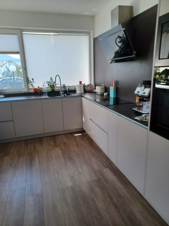 Casa de inchiriat in Unirea zona  Diana Cartier rezidential