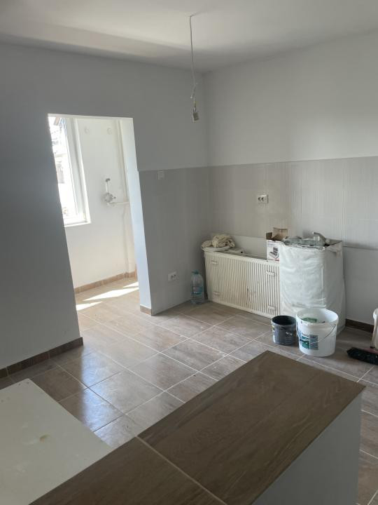 Apartament 2 camere decomandate strada Garoafei, zona  Independentei  