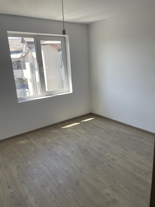 Apartament 2 camere decomandate strada Garoafei, zona  Independentei  