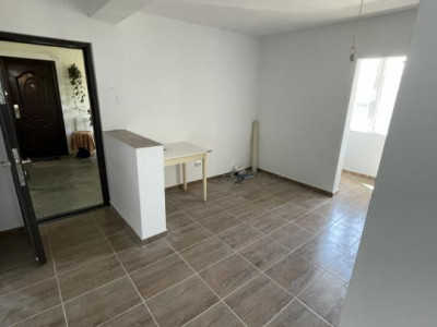 Apartament 2 camere decomandate strada Garoafei, zona  Independentei  